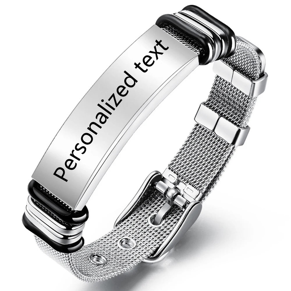 Pulseira de malha prateada com texto de exemplo gravado